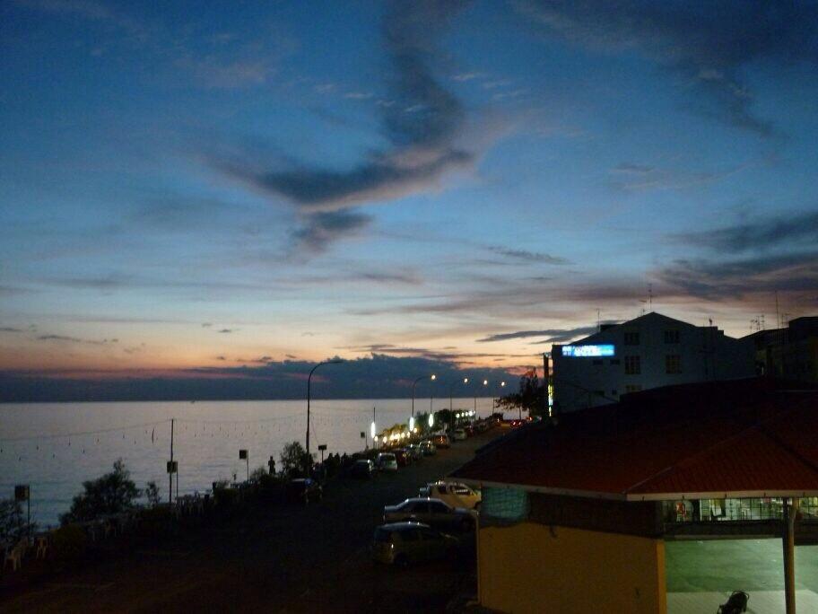 The Oikos Hotel Pontian Kecil Eksteriør bilde