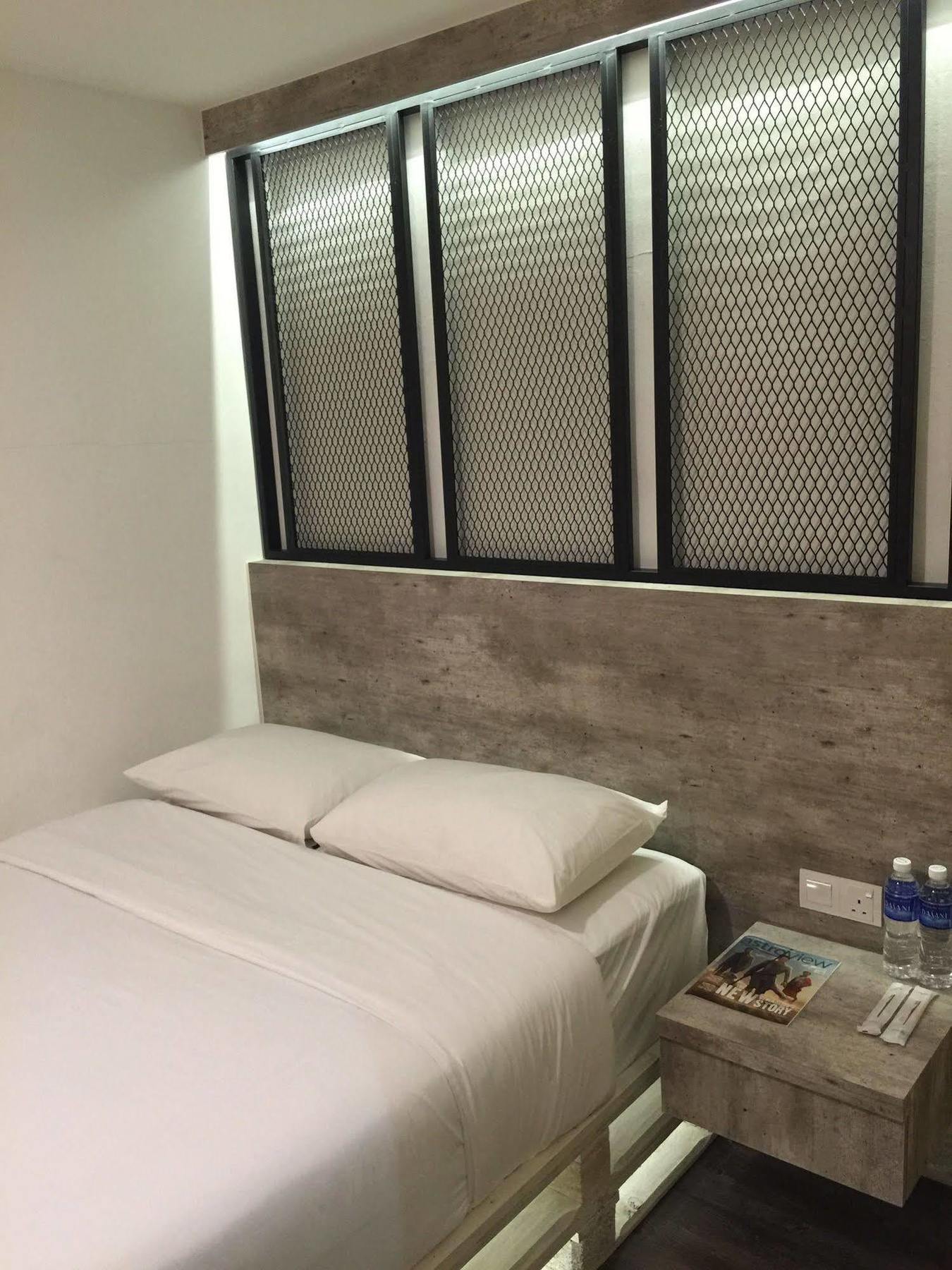 The Oikos Hotel Pontian Kecil Eksteriør bilde